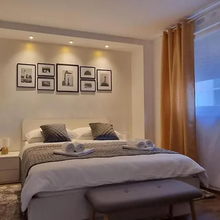 Qr-wohnung By Interhome Apartman
